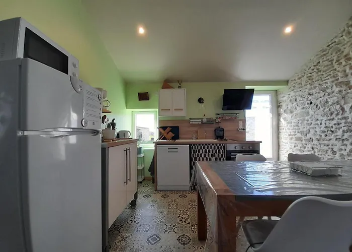 La Bergerie بيت للعطل Coussay (Vienne)